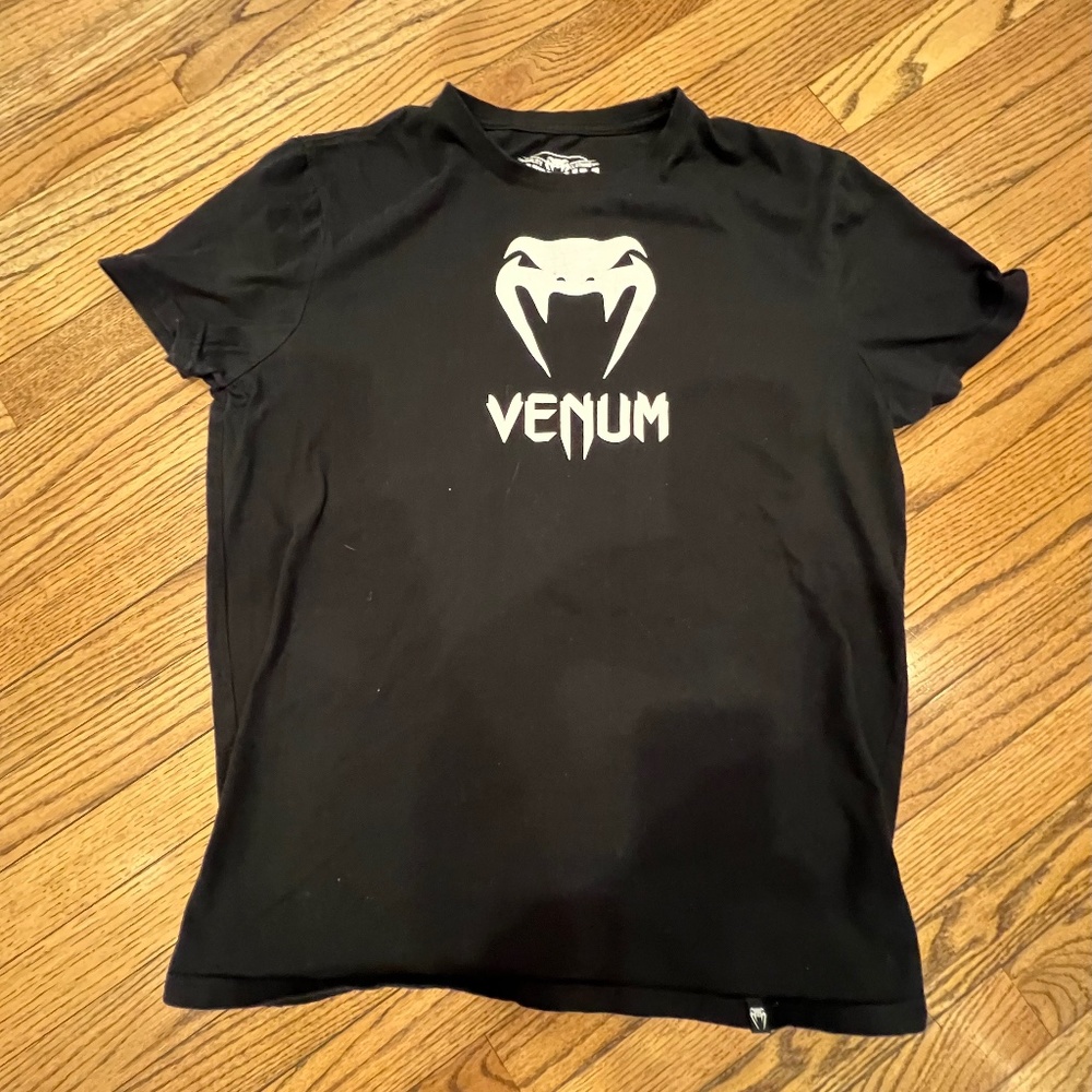 MMA Venum T